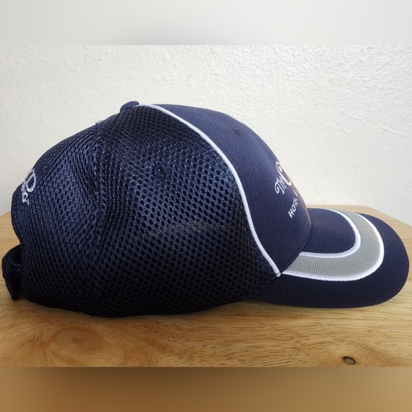 The Orlean Hote and Caino Las Vegas Two-tone Mesh Trucker Hat - Picture 6 of 10